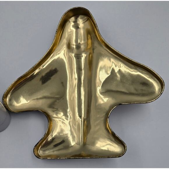 Vintage Coca-Cola Airplane Tin Canister by the Tin Box Company - Picture 8 of 16